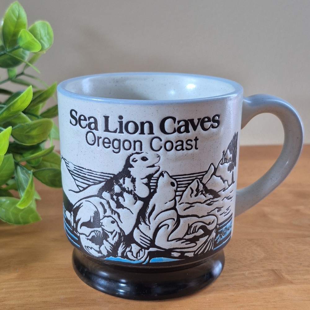 VINTAGE 'Sea Lion Caves' Oregon Coast Souvenir Mug Bas-relief Embossed Details